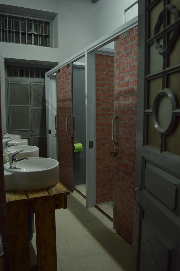 21 Hostel Янгон Экстерьер фото