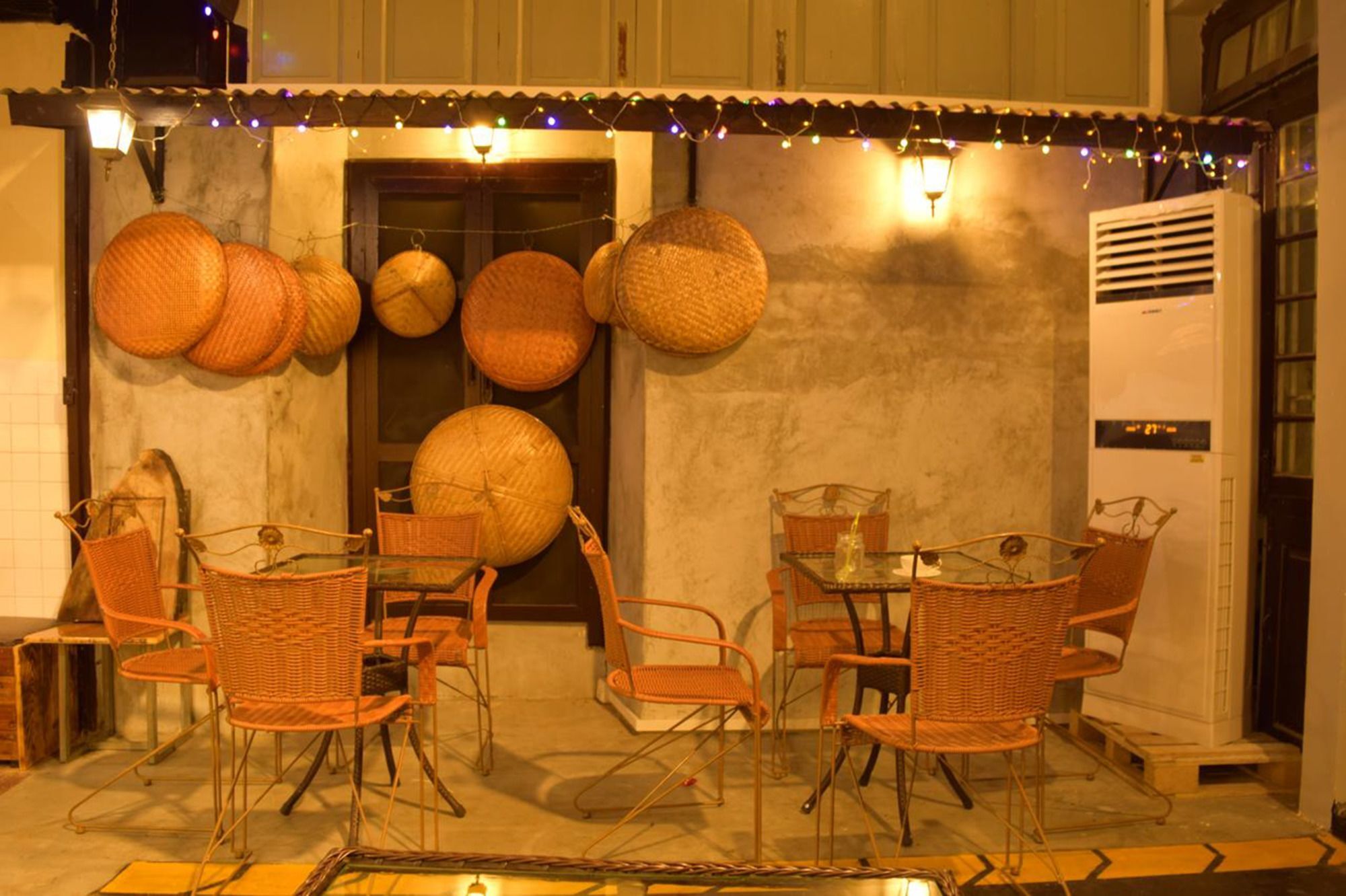 21 Hostel Янгон Экстерьер фото